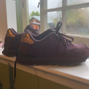 New Balance Women’s 574 Molten Medal Pack Sneaker